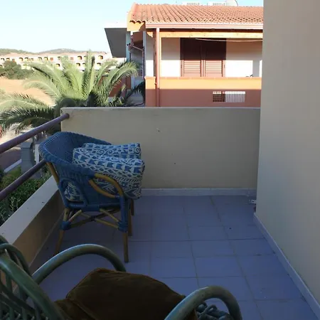 Casa vacanze Simiri Caposchiera Con Cortile E Bbq *