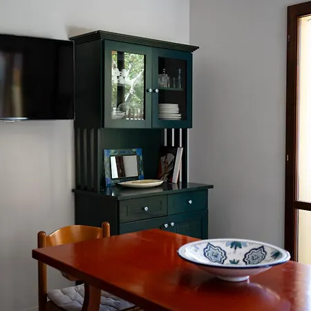 Casa de Férias Simiri Caposchiera Con Cortile E Bbq