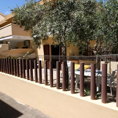 Simiri Caposchiera Con Cortile E Bbq Casa de Férias